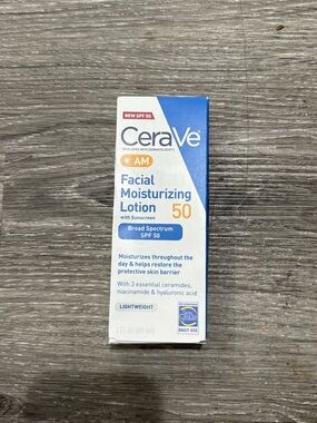 rave White and Blue Facial Moisturizing Lotion SPF 50